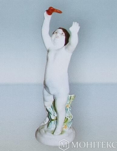 Статуетка малюк з літачком