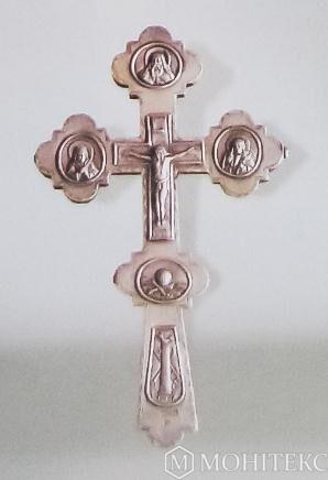 Срібний хрест напрестольний